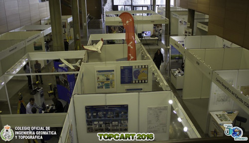 EXHIBITION STAND WITH THE LATEST TECHNOLOGY